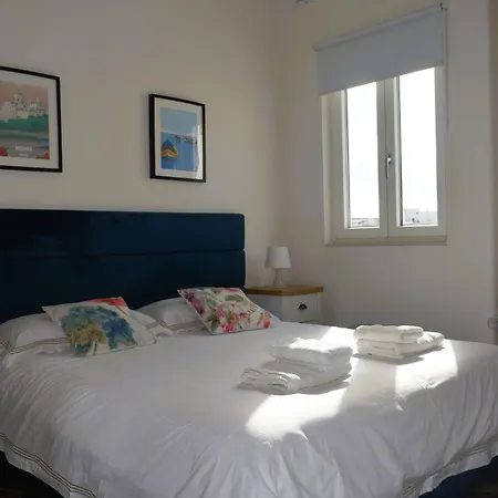 Two Bedroom Loft With Outdoor Area, Served With Lift Apartment *