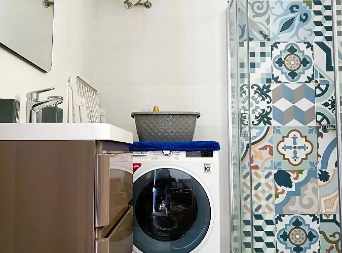 Two Bedroom Loft With Outdoor Area, Served With Lift Apartment