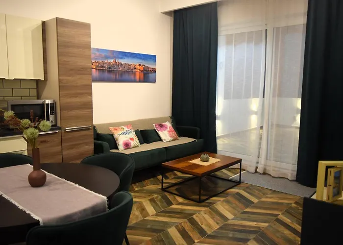 Apartment Two Bedroom Loft With Outdoor Area, Served With Lift