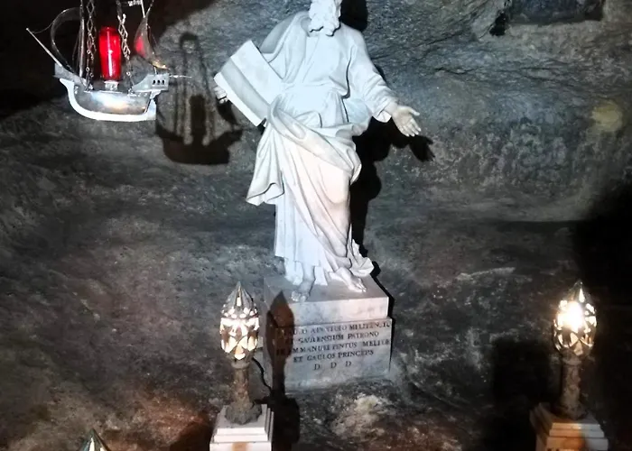 Two Bedroom Loft With Outdoor Area, Served With Lift *